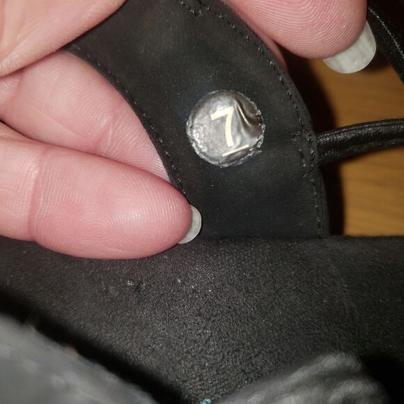 Skechers Black strappy sandals - Picture 7 of 7